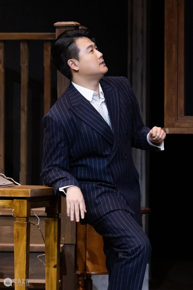 《推销员之死》导演林奕专访 上海话剧艺术中心 推销员之死 导演 林奕 新闻 记者 潘妤阿瑟·米勒 战后 美国 剧作 剧本 崇真艺客